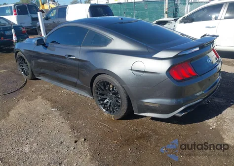 2019 Ford Mustang Gt Premium z USA, uszkodzony, nr VIN 1FA6P8CF3K5199139